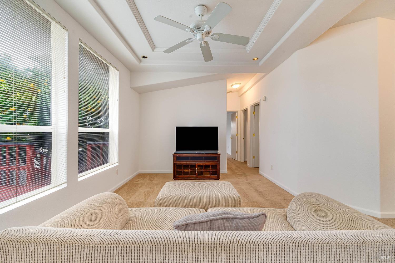 6468 Washington St #112