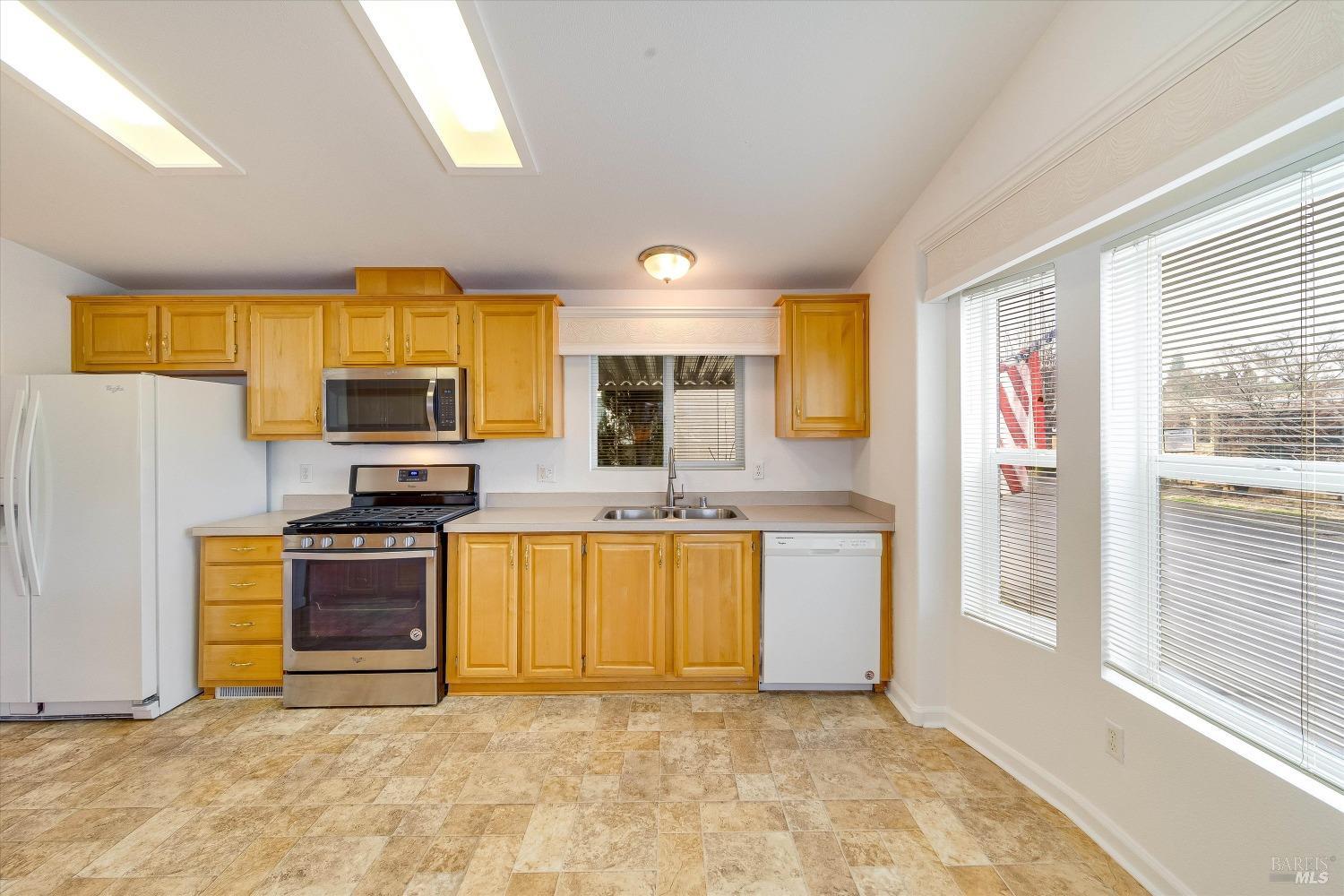 6468 Washington St #112