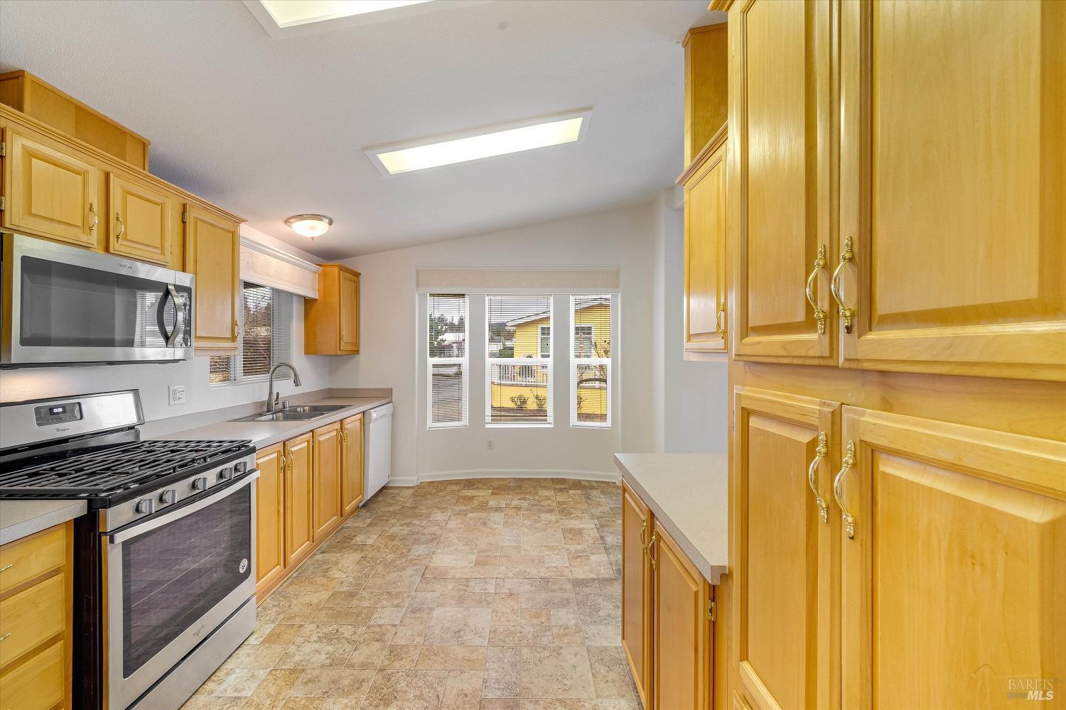 6468 Washington St #112