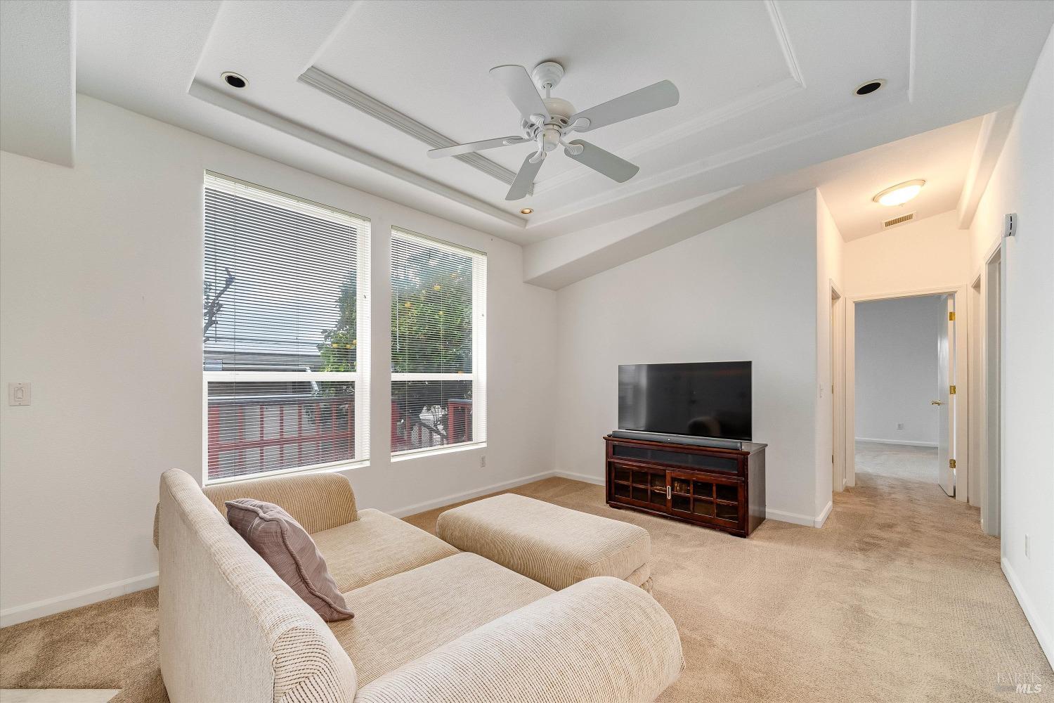 6468 Washington St #112