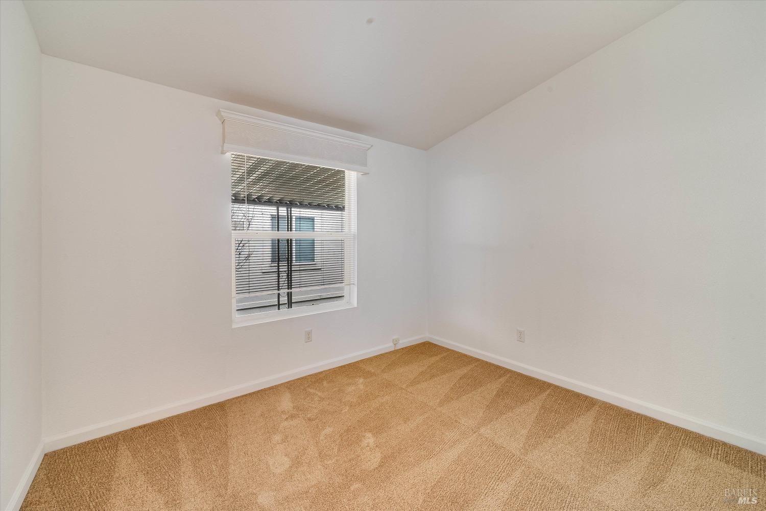 6468 Washington St #112