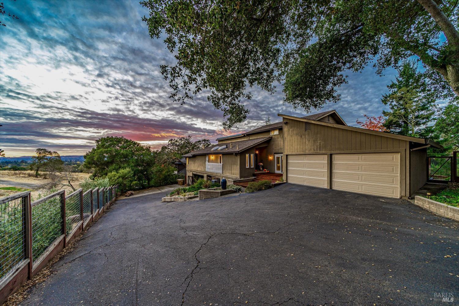 17 Saint Michael Cir