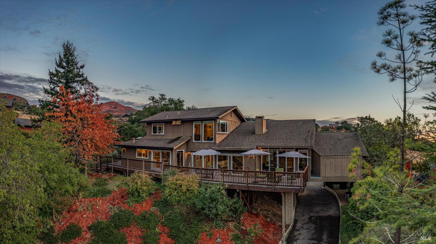 17 Saint Michael Cir