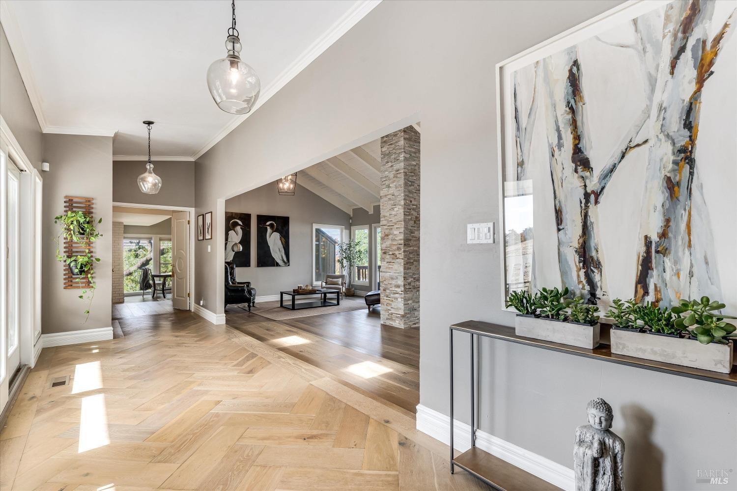 17 Saint Michael Cir