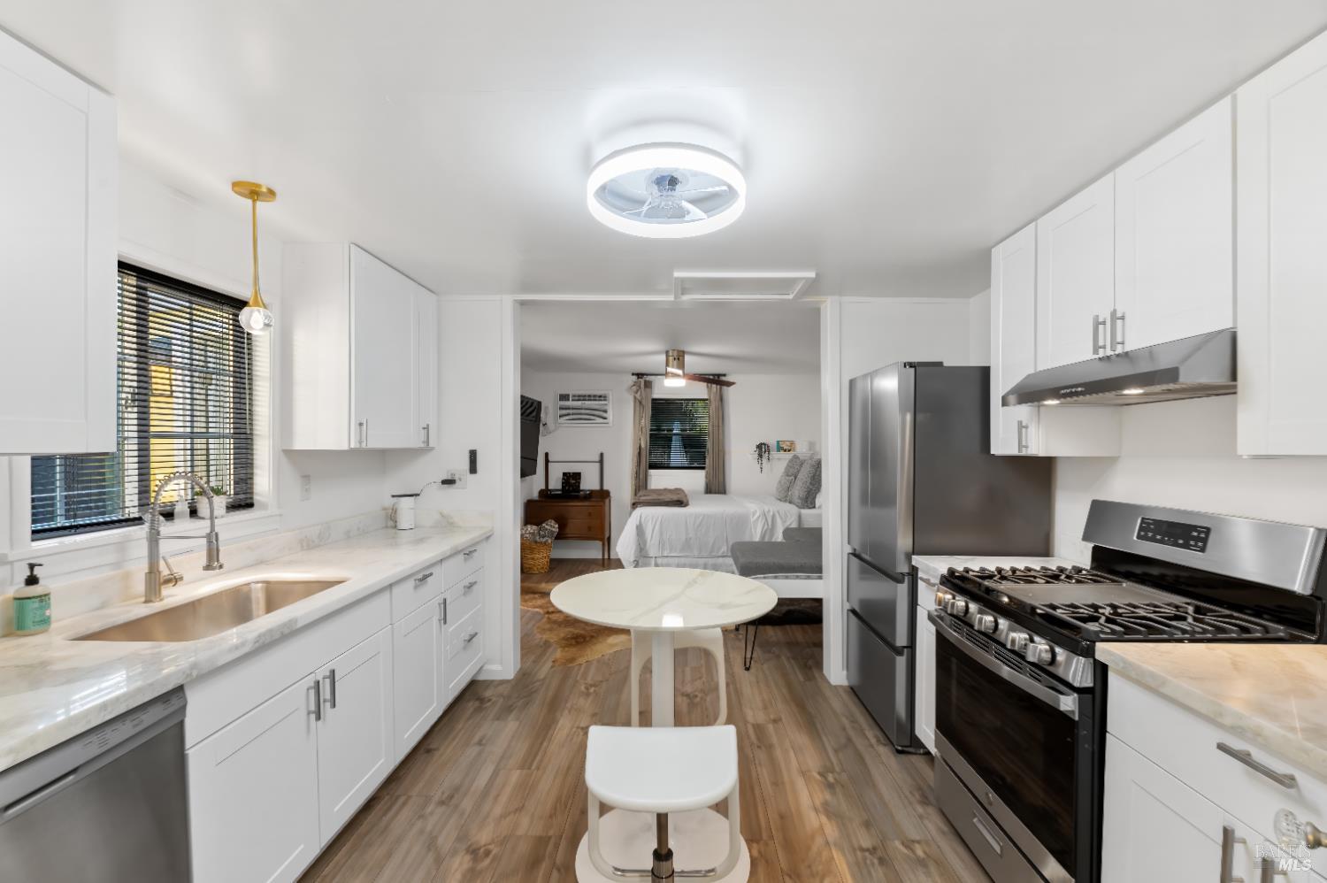 1435 2nd Street