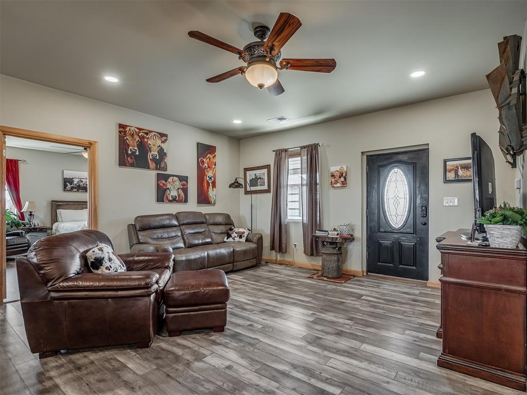 26800 Highway 281 Spur