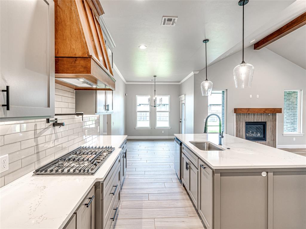 401 Braxton Way