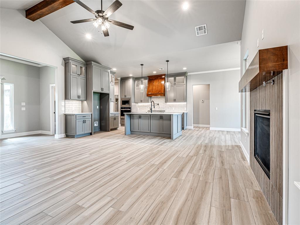 401 Braxton Way