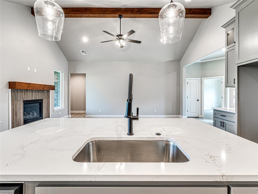 401 Braxton Way