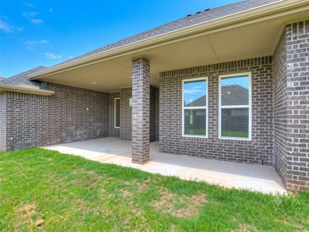 401 Braxton Way