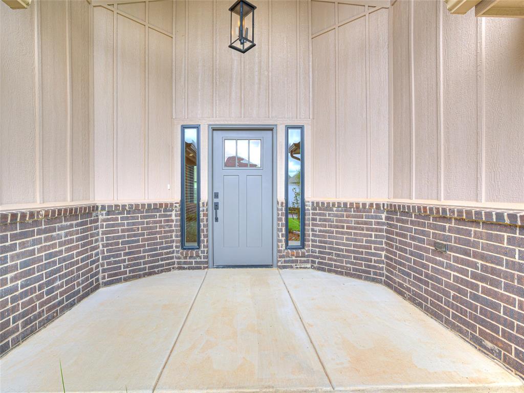 401 Braxton Way