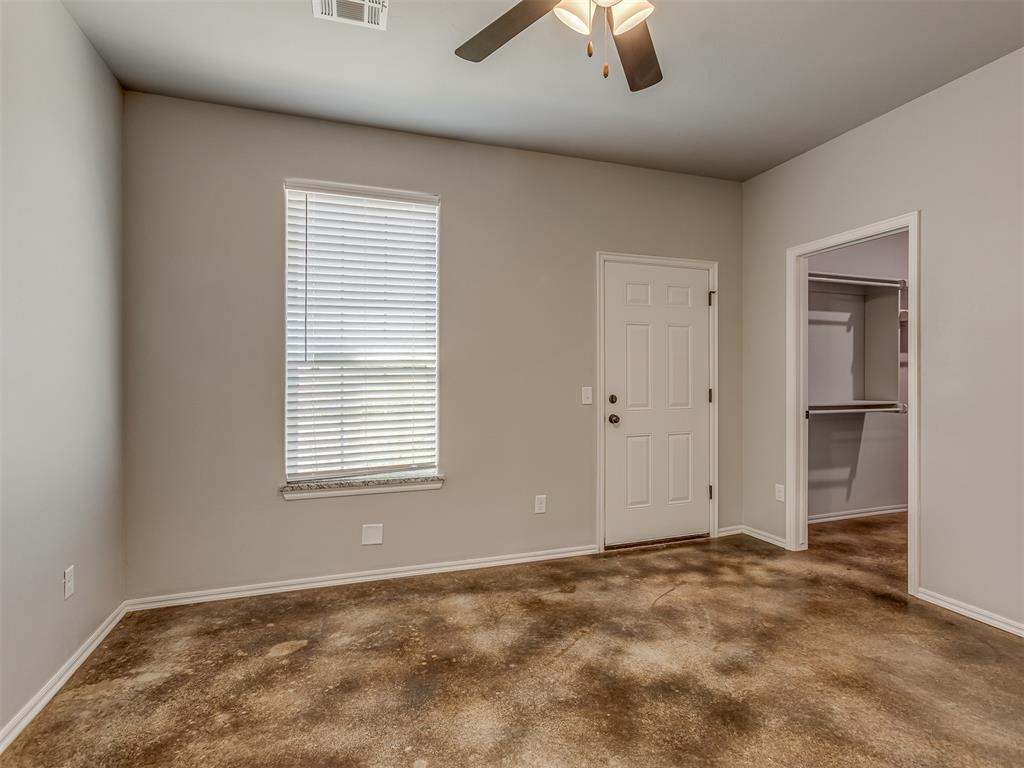 1909 Investors Avenue
