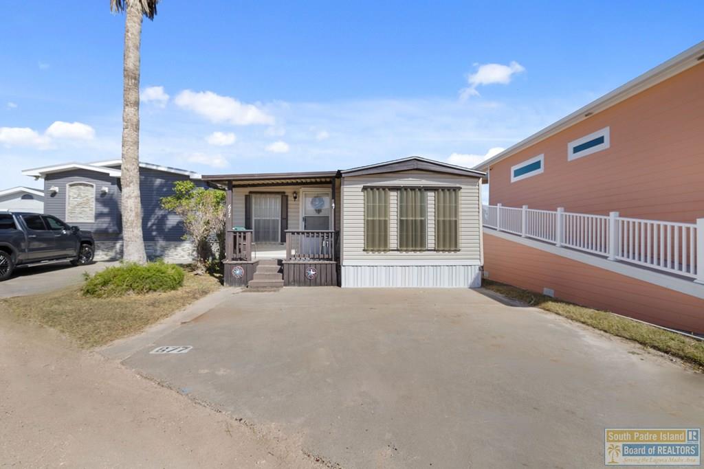 677 E Clam Circle