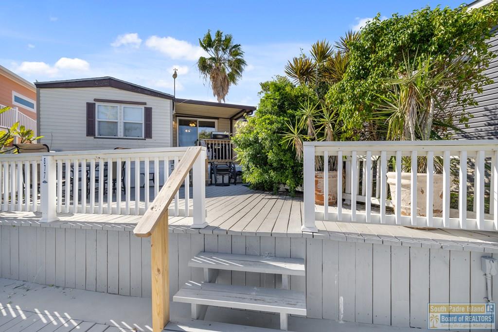 677 E Clam Circle