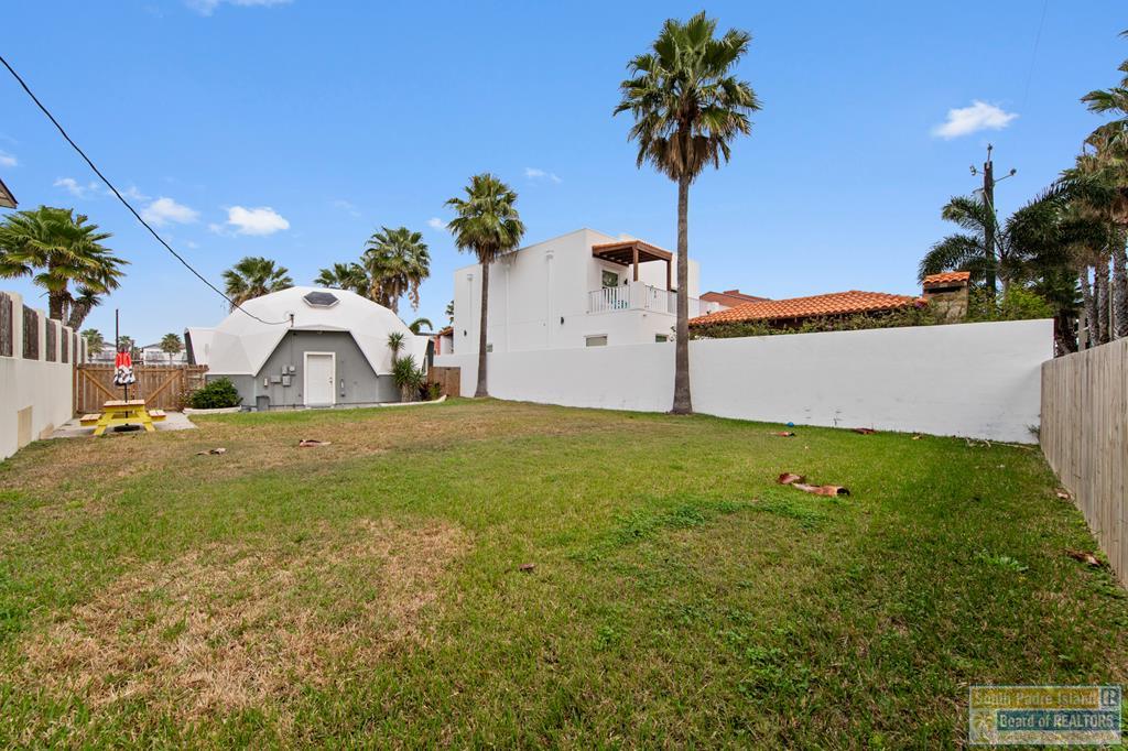 107 E Georgia Ruth Dr.