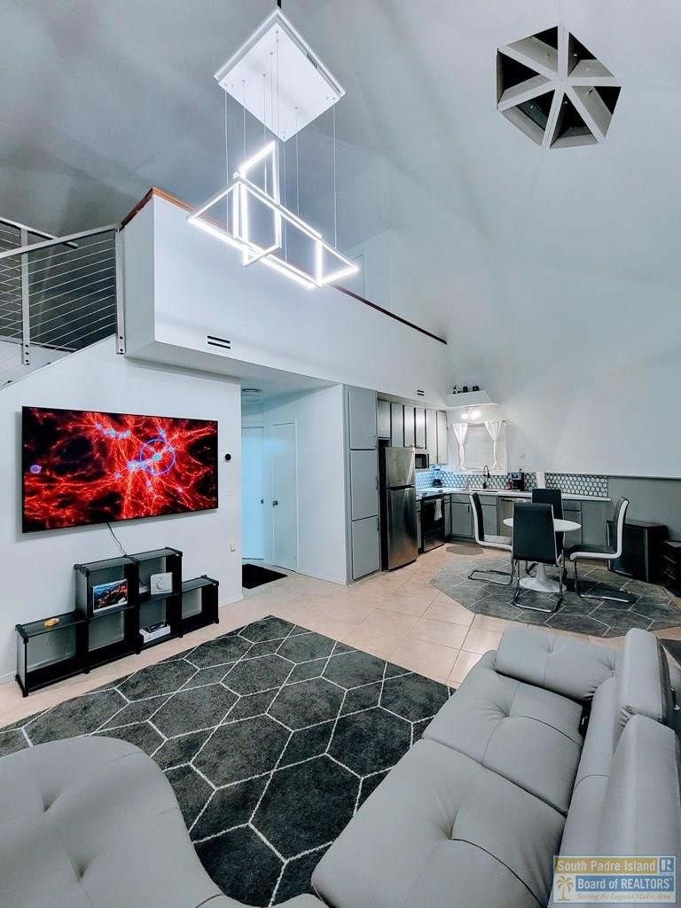 107 E Georgia Ruth Dr.