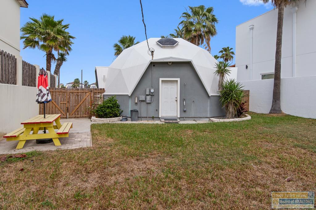 107 E Georgia Ruth Dr.