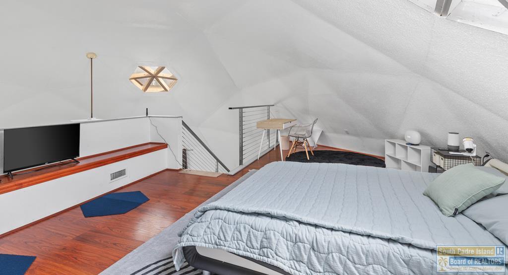 107 E Georgia Ruth Dr.