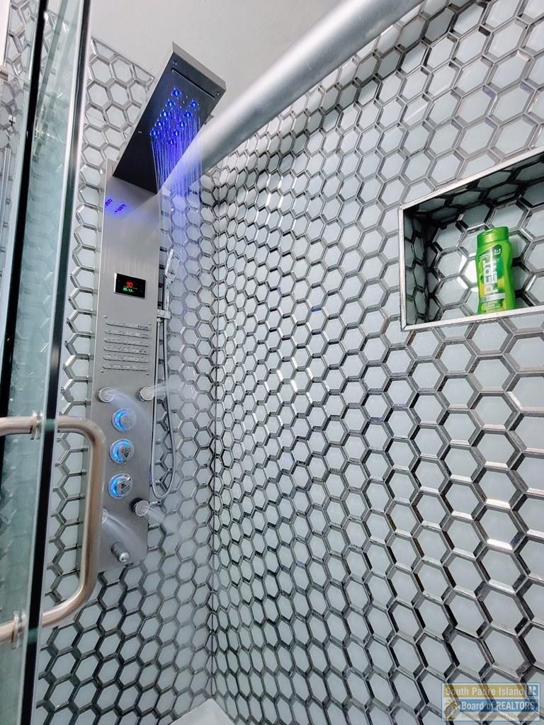 107 E Georgia Ruth Dr.