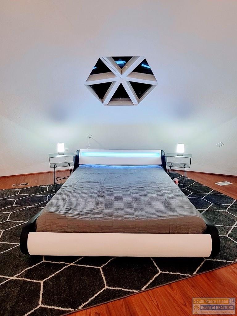 107 E Georgia Ruth Dr.