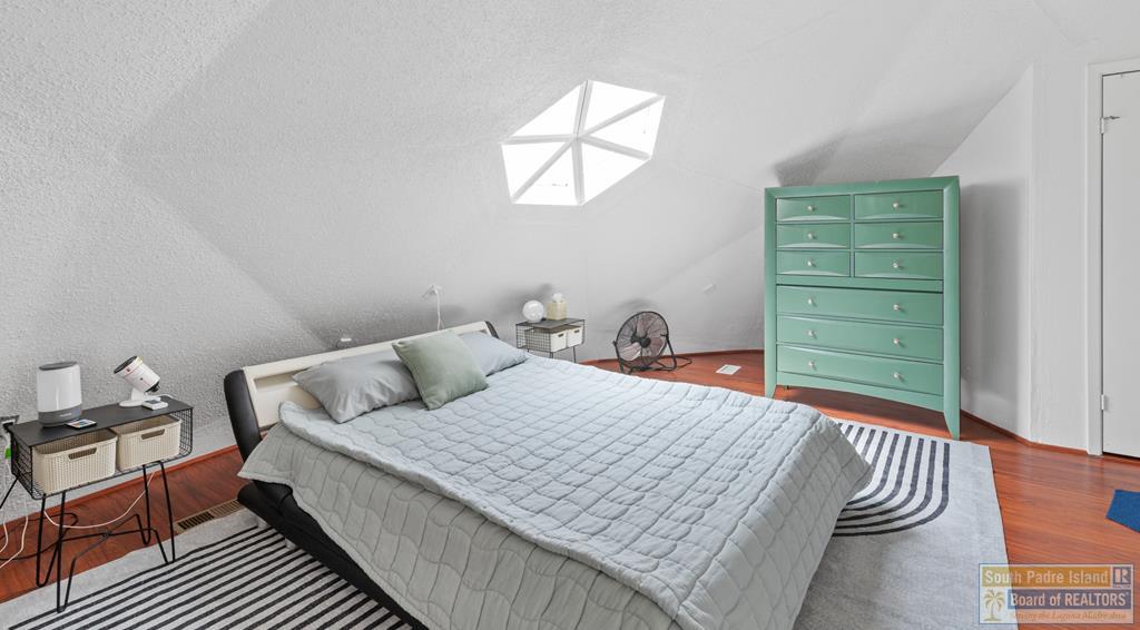 107 E Georgia Ruth Dr.