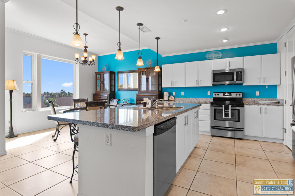5909 Padre Blvd. # 404