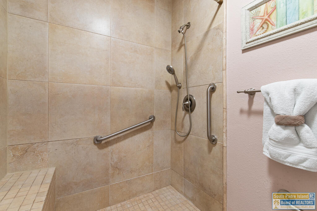 5909 Padre Blvd. # 404