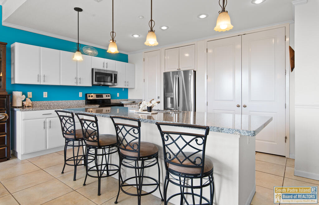 5909 Padre Blvd. # 404