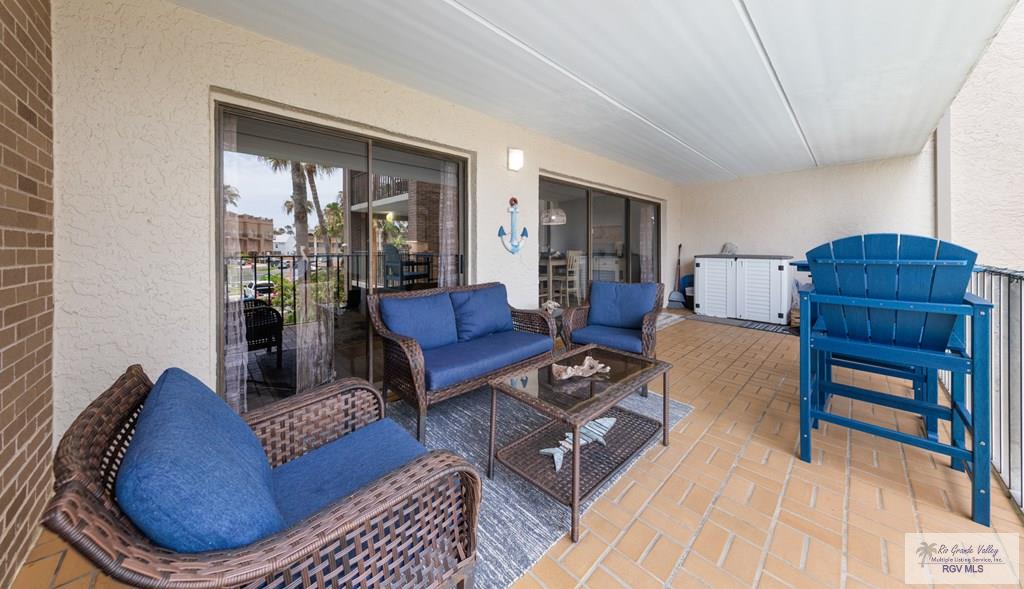 111 E MORNINGSIDE DR. 209