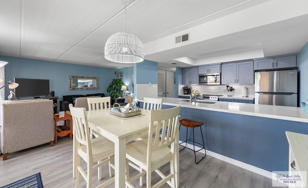 111 E MORNINGSIDE DR. 209