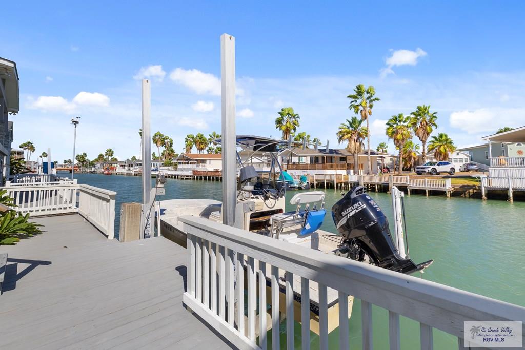 677 E CLAM CIR. 677