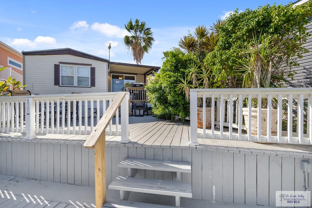 677 E CLAM CIR. 677