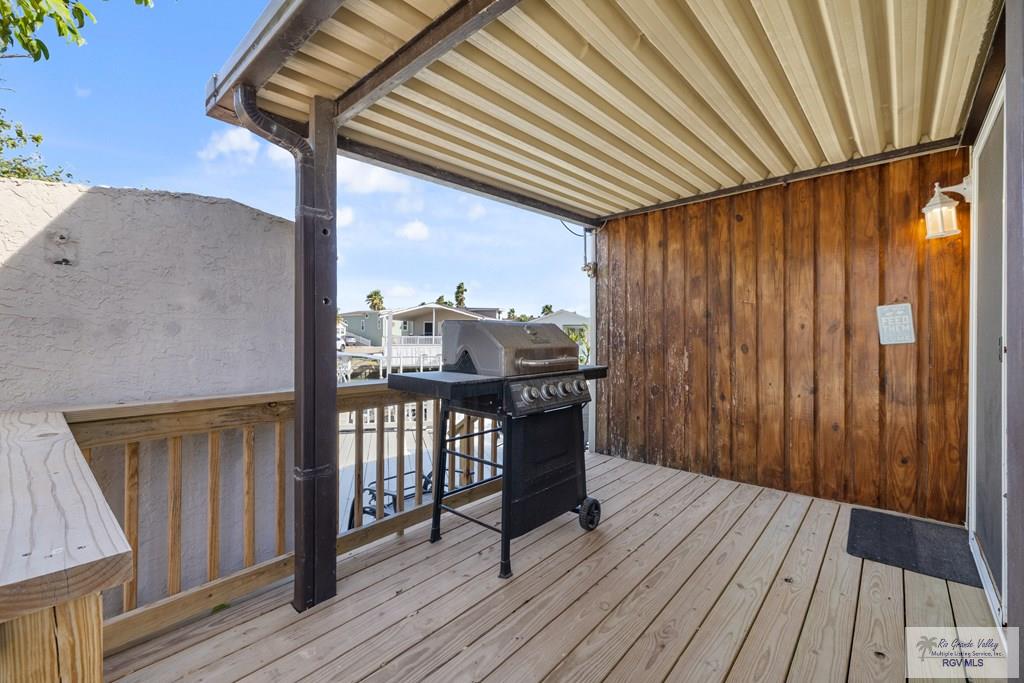 677 E CLAM CIR. 677