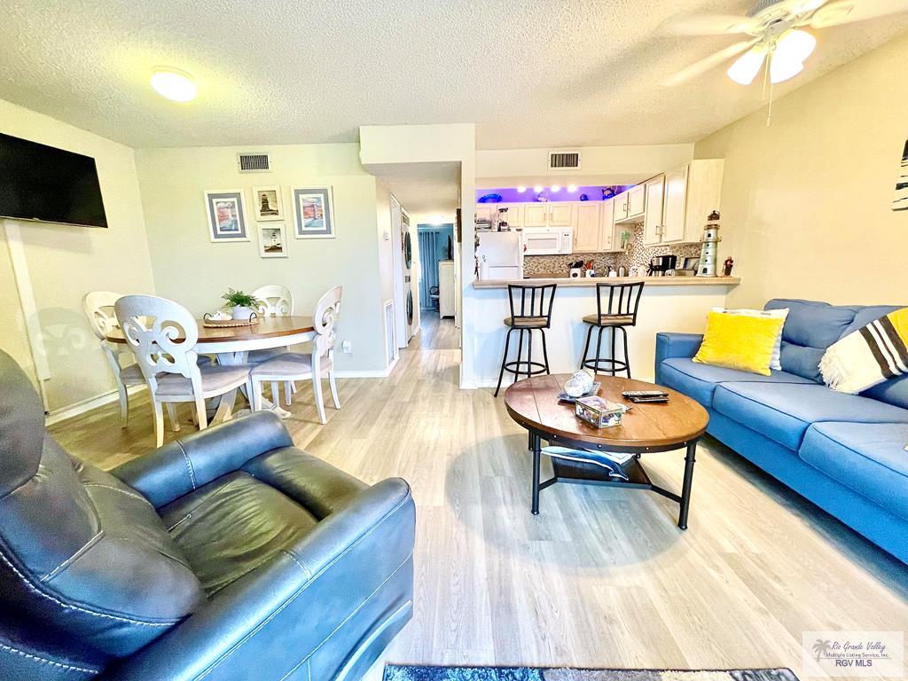 401 Island Ave.