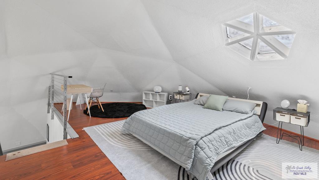 107 E Georgia Ruth Dr.