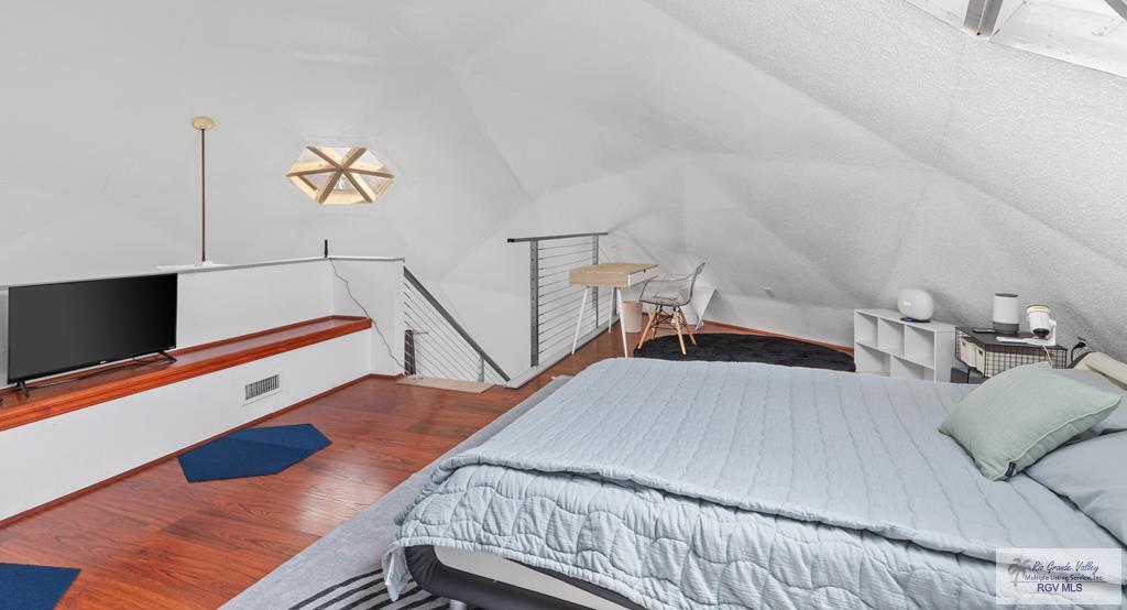 107 E Georgia Ruth Dr.