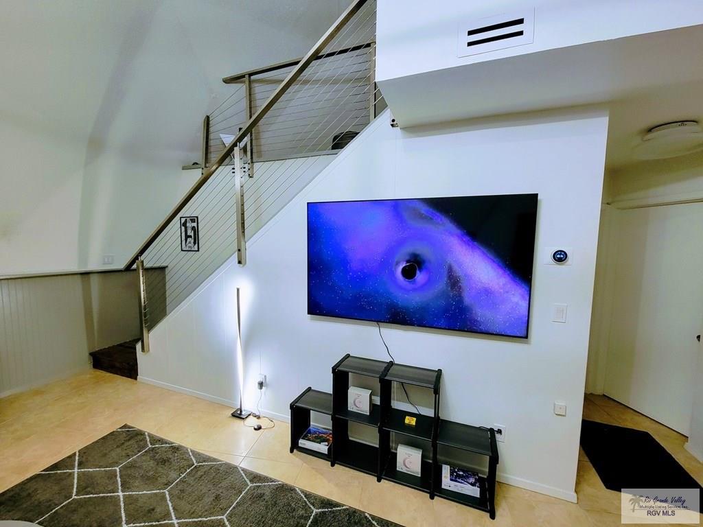 107 E Georgia Ruth Dr.