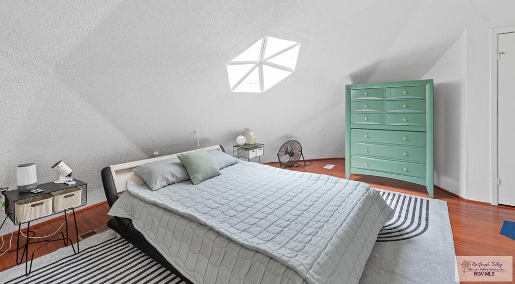 107 E Georgia Ruth Dr.