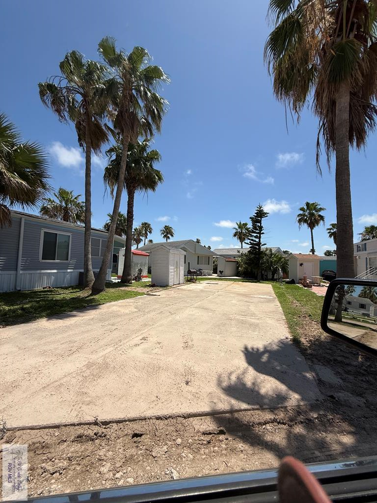 538 Clam Cir.