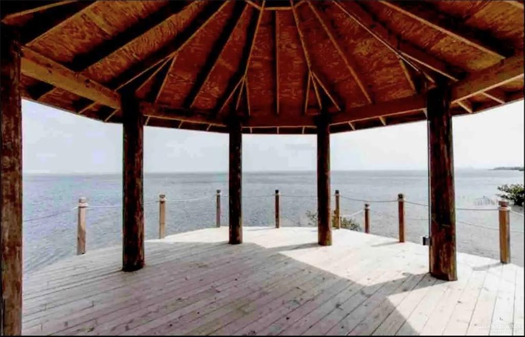 219 Las Joyas Boulevard