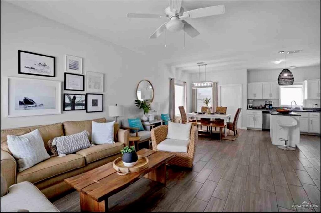 219 Las Joyas Boulevard