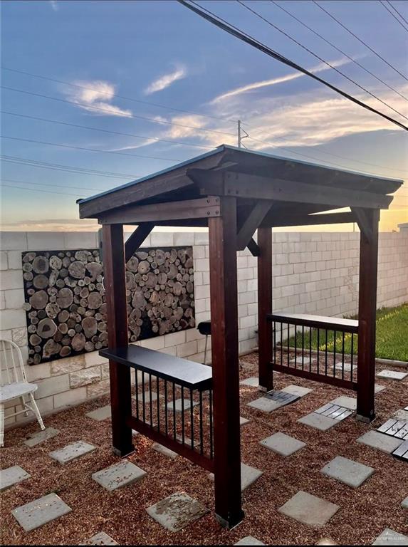 219 Las Joyas Boulevard