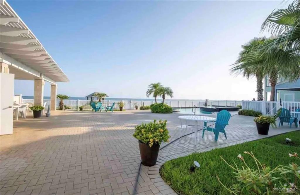 219 Las Joyas Boulevard