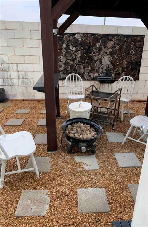 219 Las Joyas Boulevard