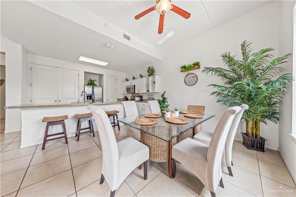 5909 N Padre Boulevard # 105