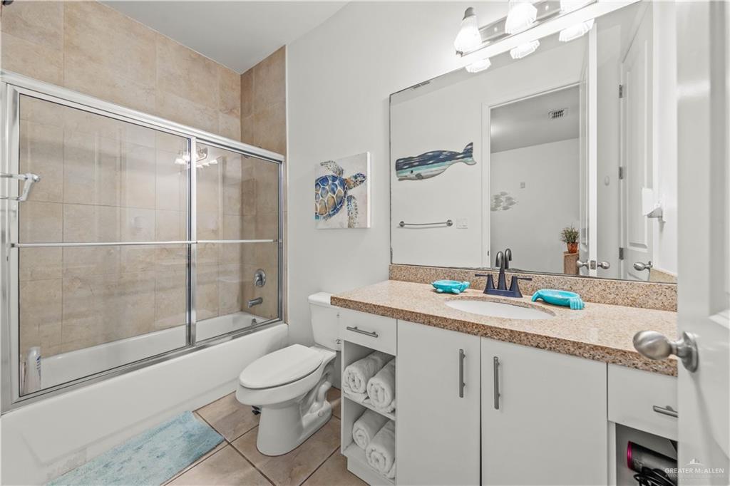 5909 N Padre Boulevard # 105