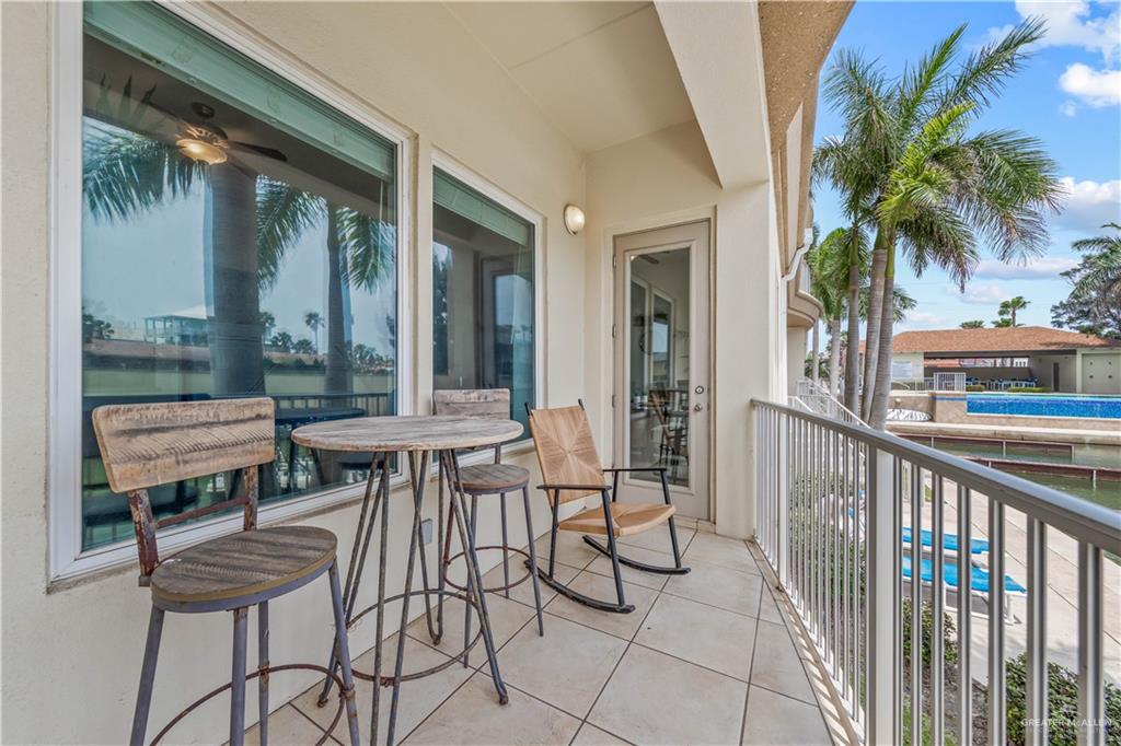 5909 N Padre Boulevard # 105