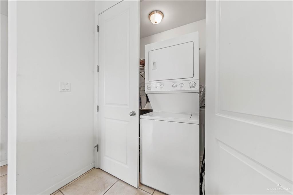 5909 N Padre Boulevard # 105