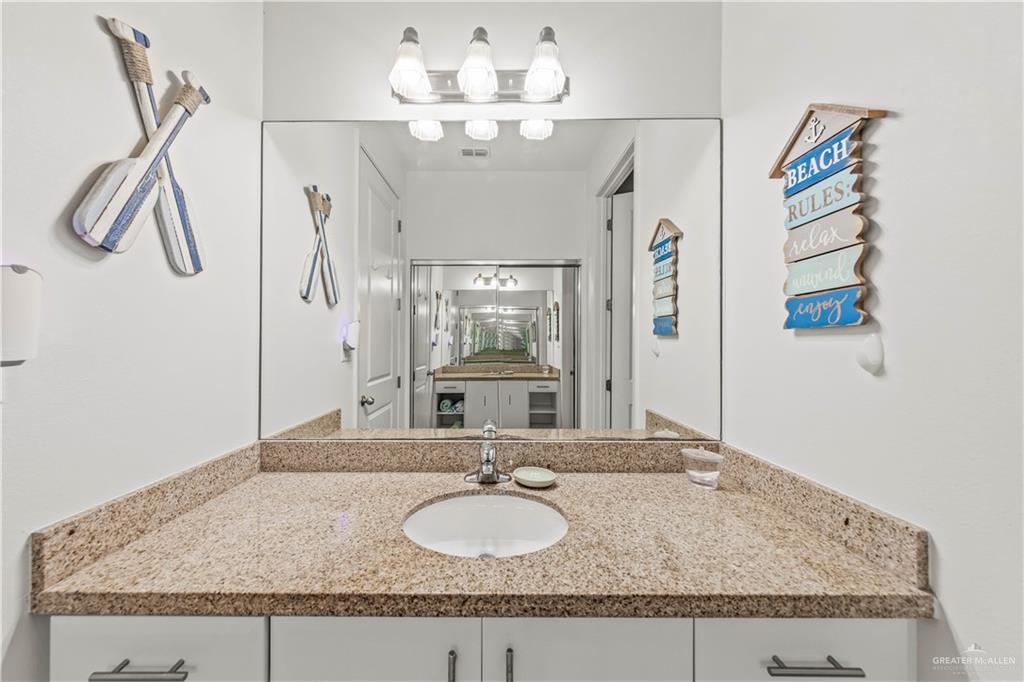 5909 N Padre Boulevard # 105