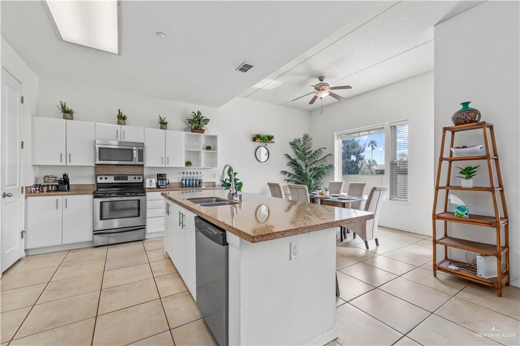 5909 N Padre Boulevard # 105